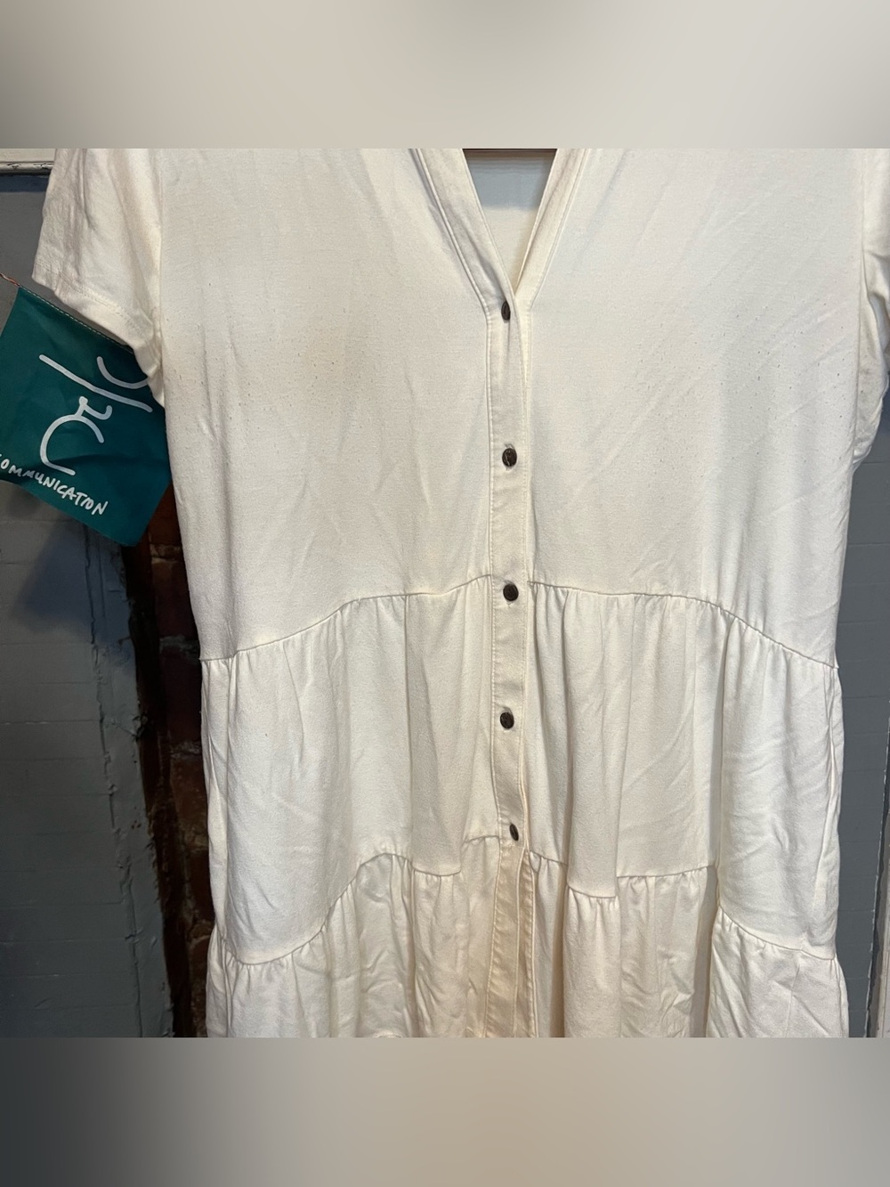Cream Top - Picture 2 of 6